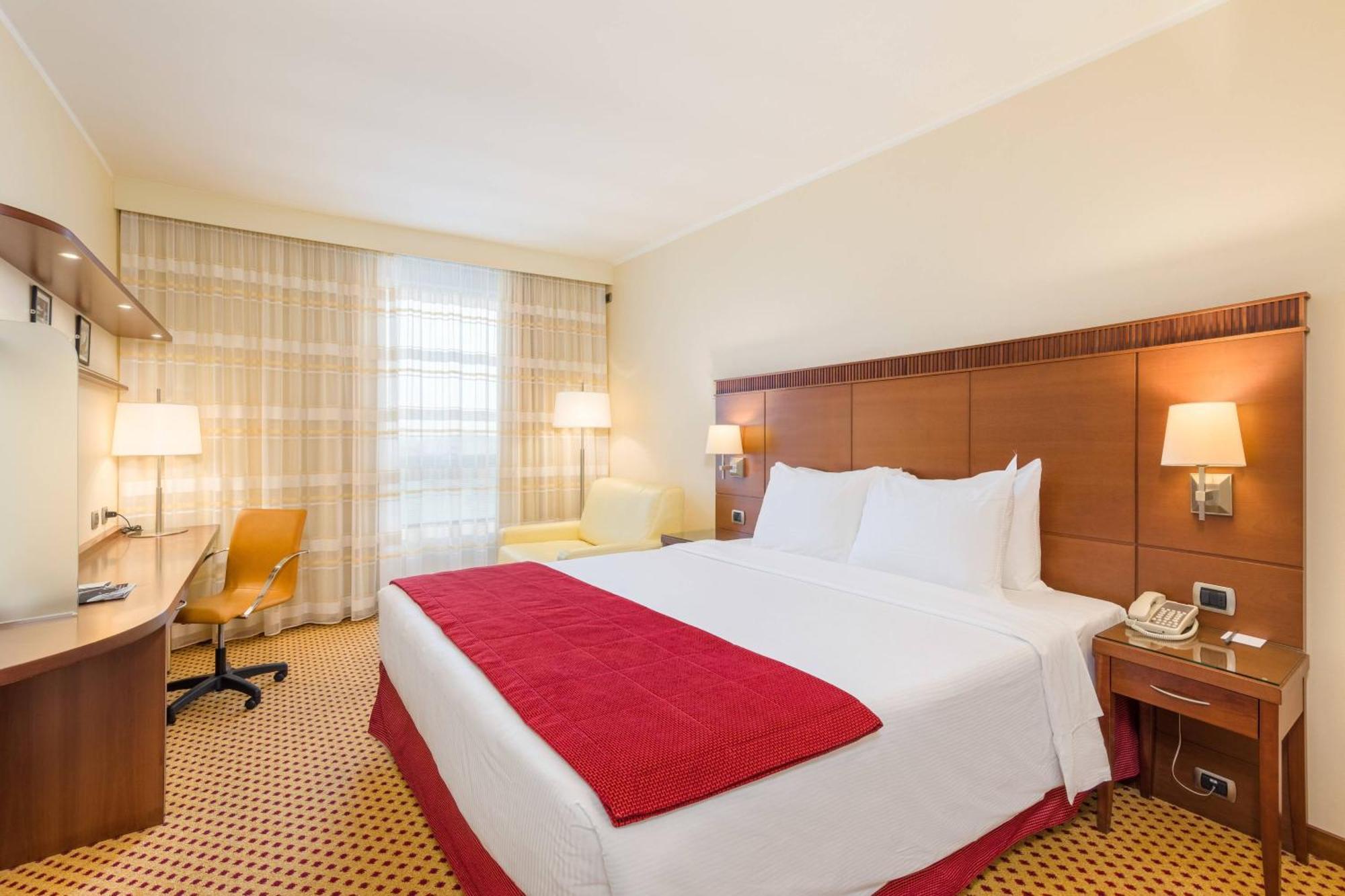 Courtyard By Marriott Venice Airport Тессера Экстерьер фото