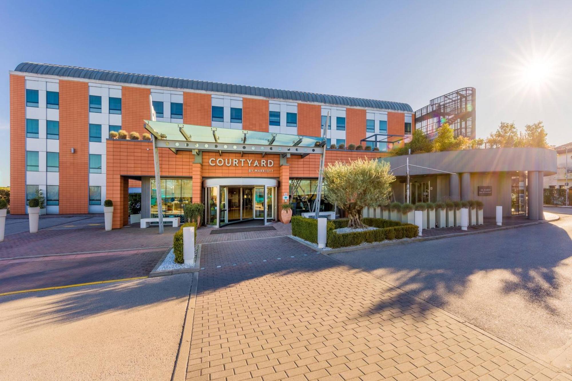 Courtyard By Marriott Venice Airport Тессера Экстерьер фото
